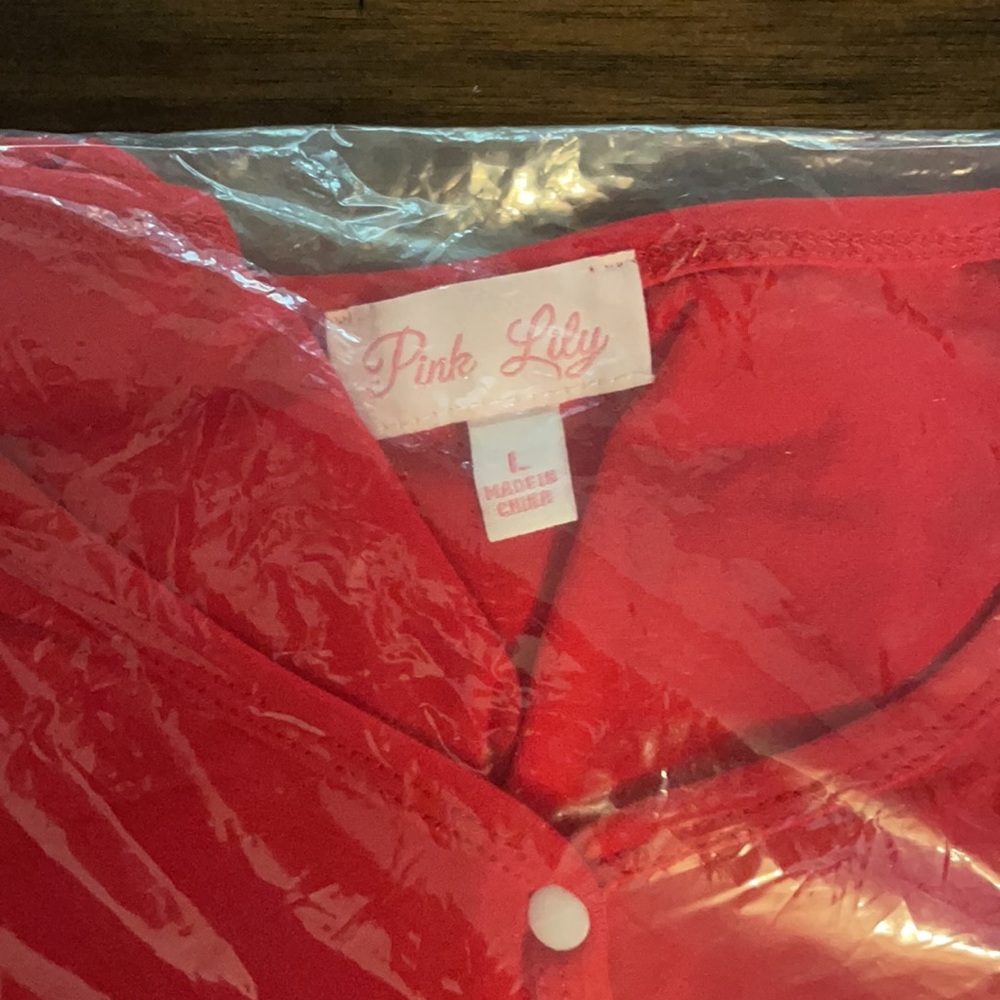 NWT Pink Lily Red Long Sleeve Tee - Picture 4 of 8